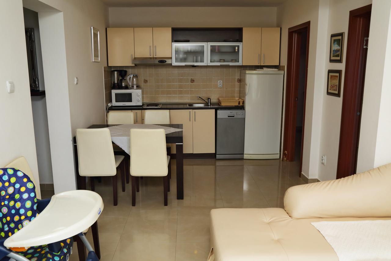 Apartmani Irena Petrovac ภายนอก รูปภาพ