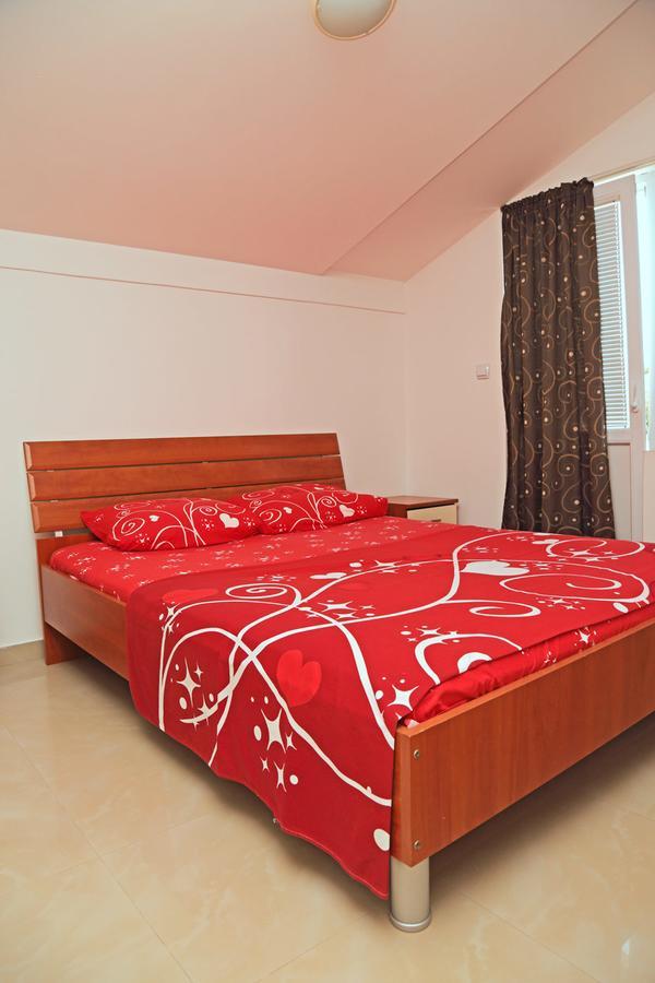 Apartmani Irena Petrovac ภายนอก รูปภาพ