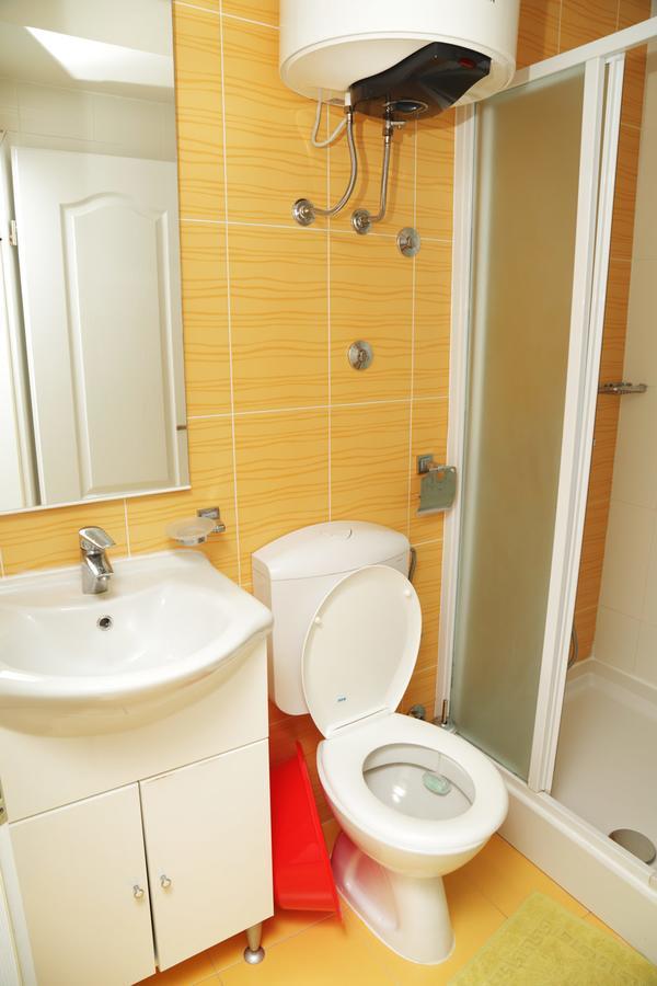 Apartmani Irena Petrovac ภายนอก รูปภาพ