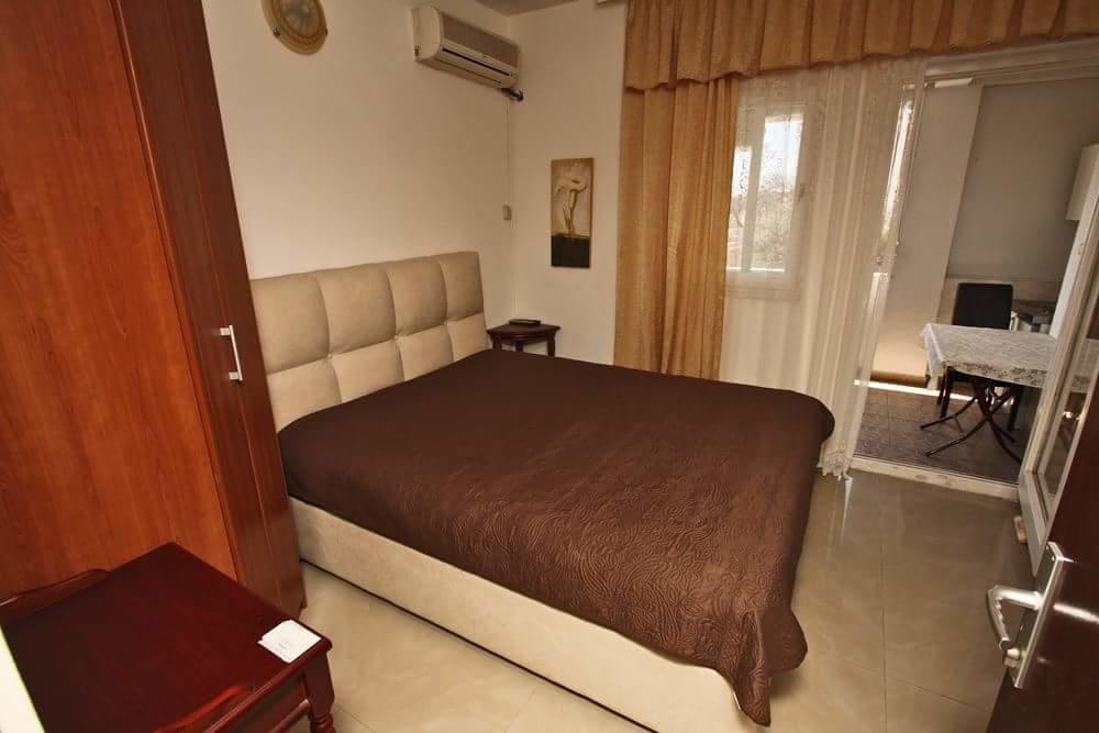 Apartmani Irena Petrovac ภายนอก รูปภาพ