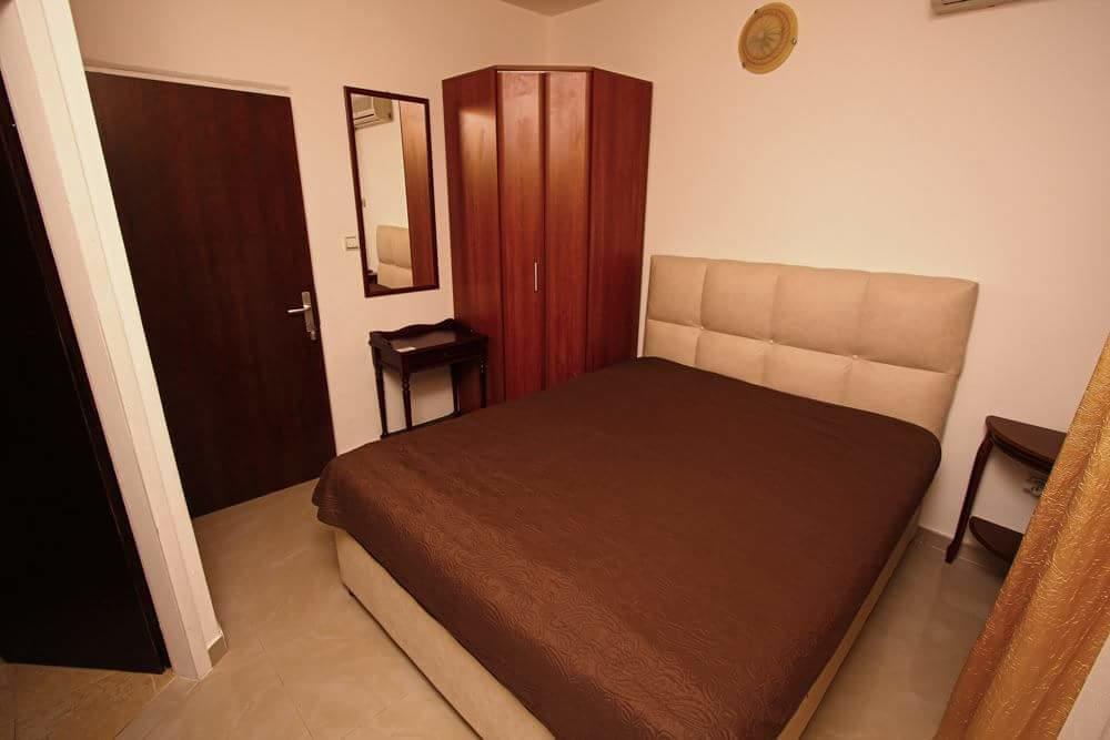 Apartmani Irena Petrovac ภายนอก รูปภาพ